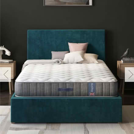 Photo of free Double Mattress (like new) – Must Go This Week / Weekend (Abbeville Village SW12) #3