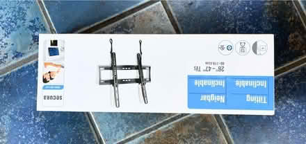 Photo of free Tv wall mount (Oxford OX2) #1