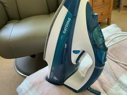 Photo of free Philips steam iron (Langwathby. CA10) #1