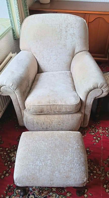Photo of free 3-piece suite & footstool (Starling M26) #2