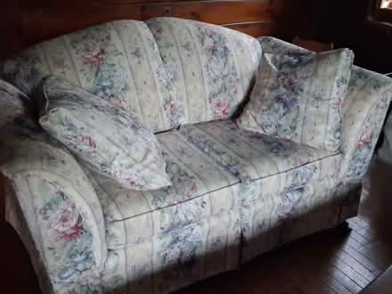 Photo of free couches & love seats (PA 19067) #3