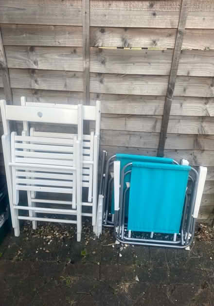 Photo of free Selection of chairs (Carshalton) #4