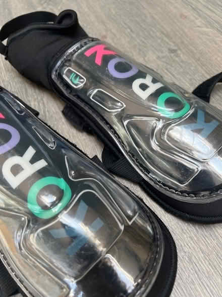 Photo of free Korok FH100 Field Hockey Shin Guards. Good condition (Southsea PO4) #2