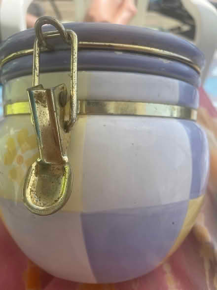 Photo of free China biscuit barrel (Felpham PO22 7AN) #1
