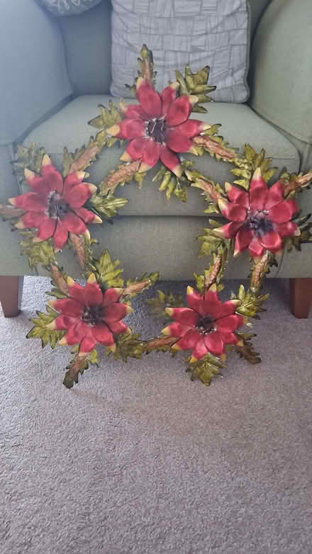 Photo of free Metal wall hanging (Beaumont LA1) #1