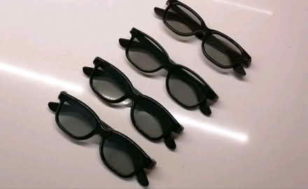 Photo of free 4 3D glasses passive (Isle of Dogs E14) #1