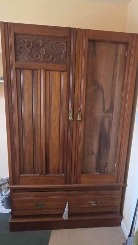 Photo of free Vintage style wardrobe (Bicester OX26) #1