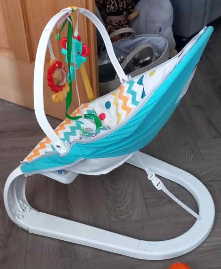 Photo of free Vibrating baby seat (Horndon On The Hill SS17) #1