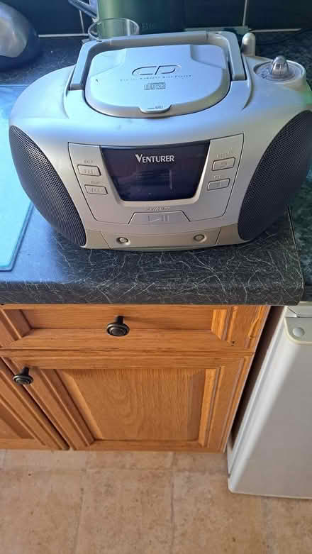 Photo of free Vintage radio cd (Littlehaven) #1
