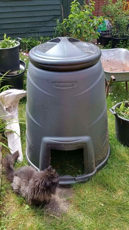 Photo of free Compost Bin (Hunderton HR2) #1