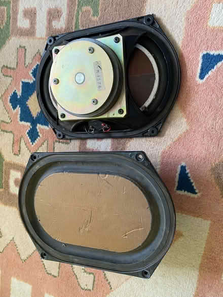 Photo of free KEF loudspeakers (Alfrick WR6) #1