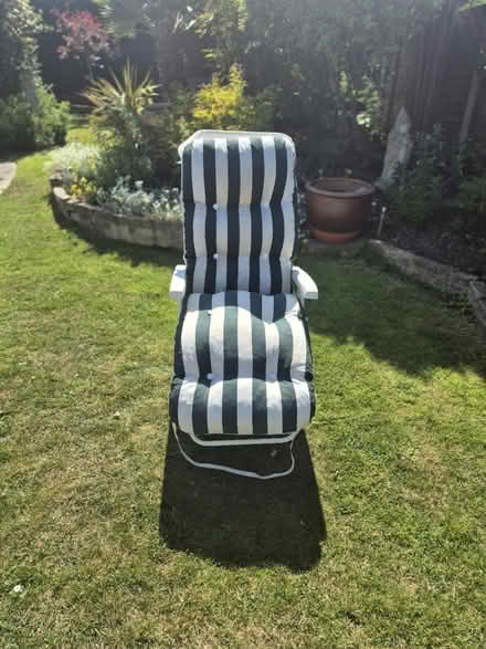 Photo of free Reclining Garden Chair (Leigh-on-Sea SS9) #1