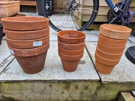 Photo of free Terracotta pots (Loughton IG10) #1