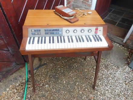 Photo of free philicordia keyboard/organ (Patney SN10) #1