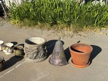 Photo of free Variety of Flower Pots (Fountain Vly, Heil & Bushard) #2