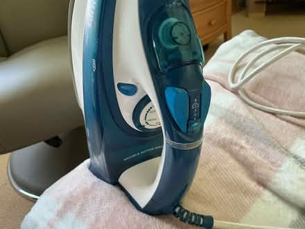 Photo of free Philips steam iron (Langwathby. CA10) #2