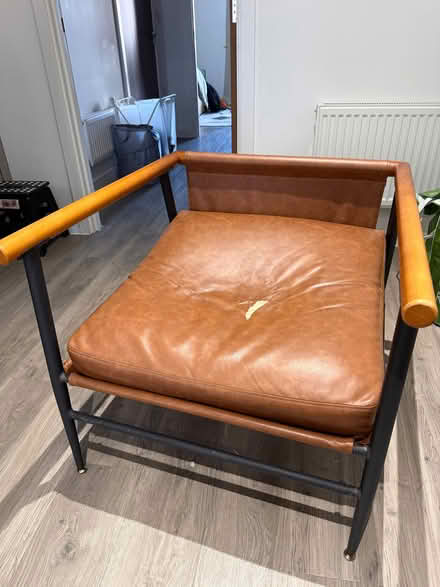 Photo of free Mid century modern chair (West Hendon NW9) #1