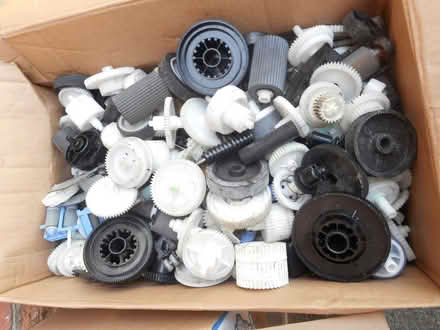 Photo of free boxes of gear wheels (Patney SN10) #2