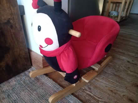 Photo of free Baby rocker (Lower Morden SM4) #3