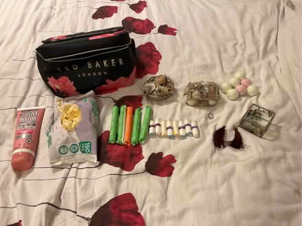 Photo of free Selection of shells, bag, jewellery, bath bombs …. (Shephall SG2) #1