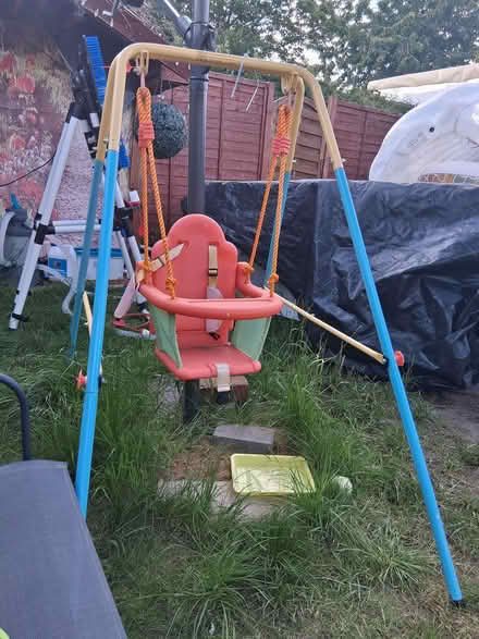 Photo of free Swing (WD25 watford) #1