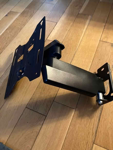 Photo of free Wall bracket for TV (Edinburgh EH5) #2