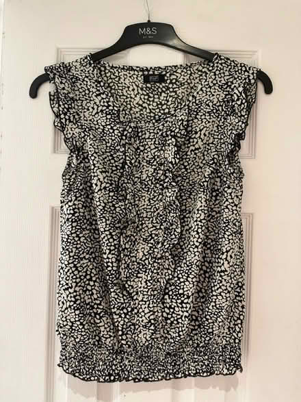 Photo of free Ladies Sleeveless Summer Top (Hemel Hempstead HP3) #1