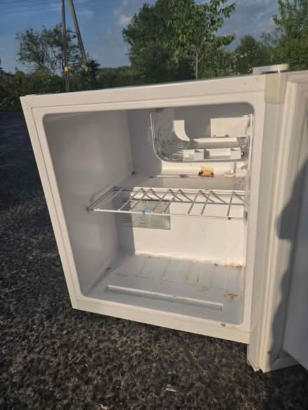 Photo of free Mini fridge (Carryduff BT27) #3