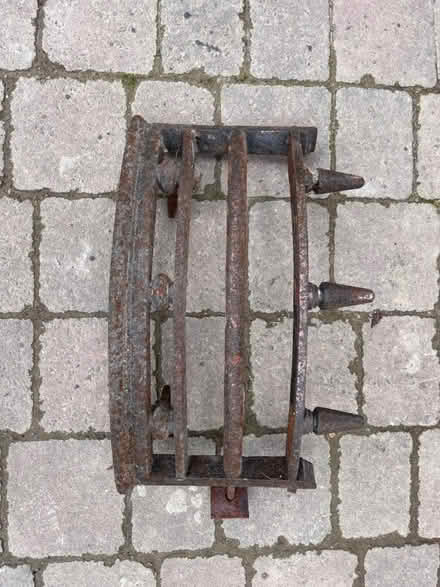 Photo of free Victorian fireplace fender (Bath BA1) #2