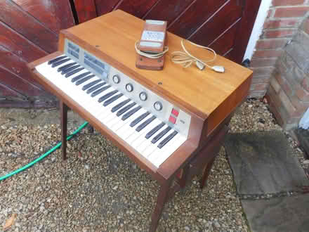 Photo of free philicordia keyboard/organ (Patney SN10) #2