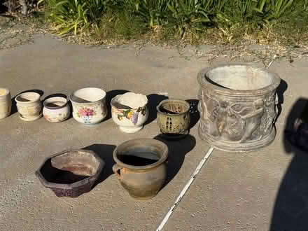 Photo of free Variety of Flower Pots (Fountain Vly, Heil & Bushard) #1