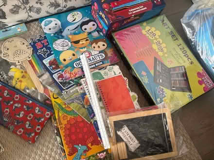 Photo of free Coloring kits - materials - books (Kingston KT2) #1