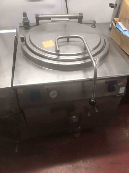 Photo of free Commercial Stainless Steel Boiling Pan/ Steam Jacket (Central Lancaster LA1) #3