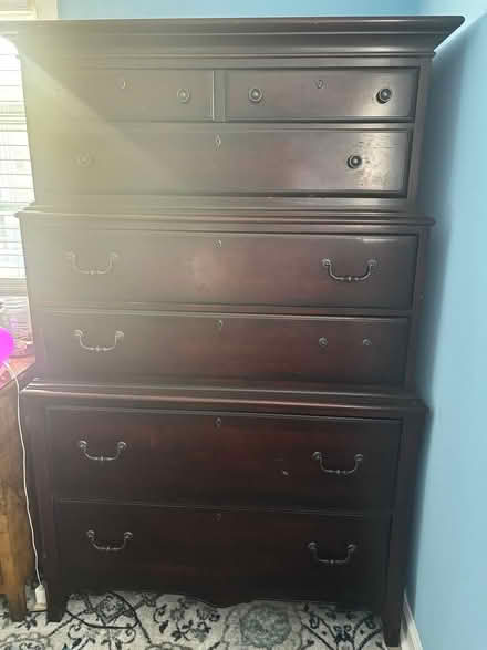 Photo of free Big dresser (Naugatuck CT 06770) #1