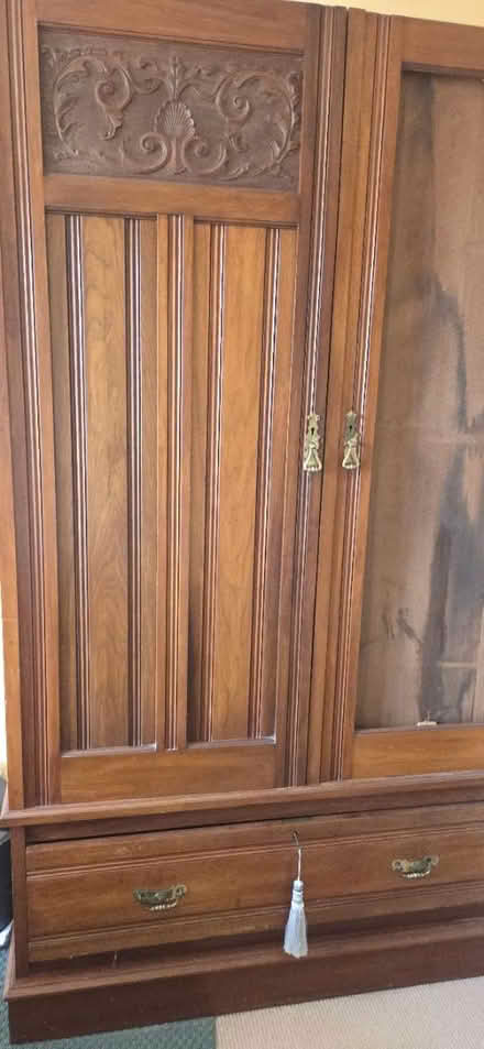 Photo of free Vintage style wardrobe (Bicester OX26) #4
