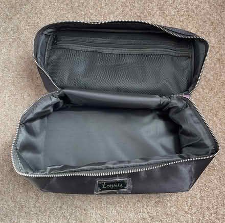 Photo of free BN Large make up bag with brush holder (Chorley PR6) #4