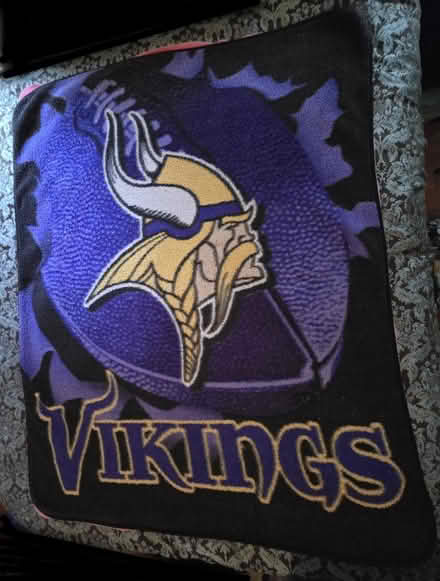 Photo of free MN Vikings Throw Blanket (West 7th) #1