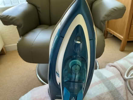 Photo of free Philips steam iron (Langwathby. CA10) #3