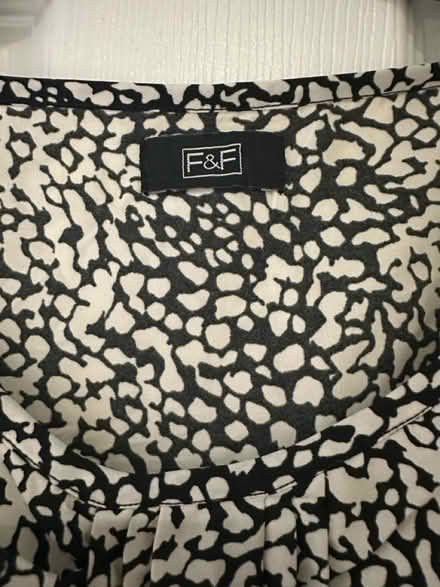 Photo of free Ladies Sleeveless Summer Top (Hemel Hempstead HP3) #2