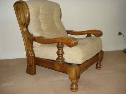 Photo of free A single and a double lounge settee (Little Haywood ST18) #2
