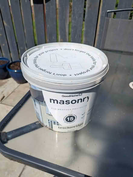 Photo of free 5L off white masonry paint - 3/4 (Mosspark, Glasgow G52) #1