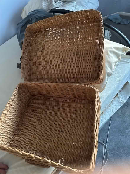 Photo of free Large hamper basket (Bedfont TW14) #1