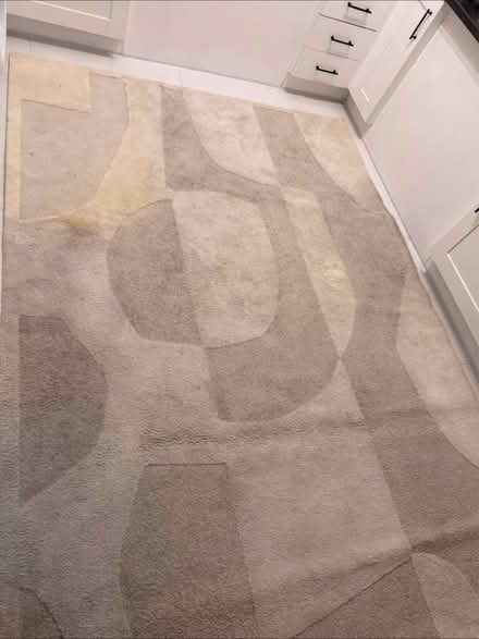Photo of free Rug beige (SE11) #2