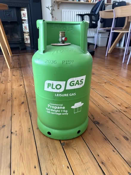 Photo of free Propane gas cylinder (Lower Clapton E5) #1