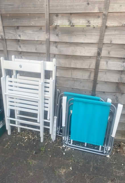 Photo of free Selection of chairs (Carshalton) #3