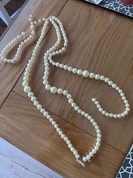 Photo of free Broken pearl costume necklace (SG4 hitchin) #1