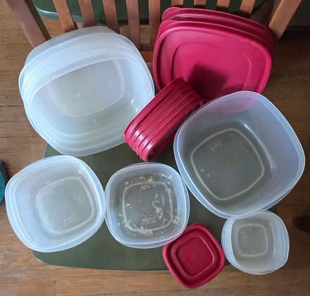 Photo of free Rubbermaid Plastic Food Storage (Elmhurst near Berens Park) #2