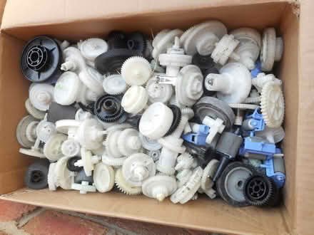 Photo of free boxes of gear wheels (Patney SN10) #3