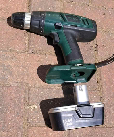 Photo of free Two electric drills without chargers (Deadman's Hill MK45) #3