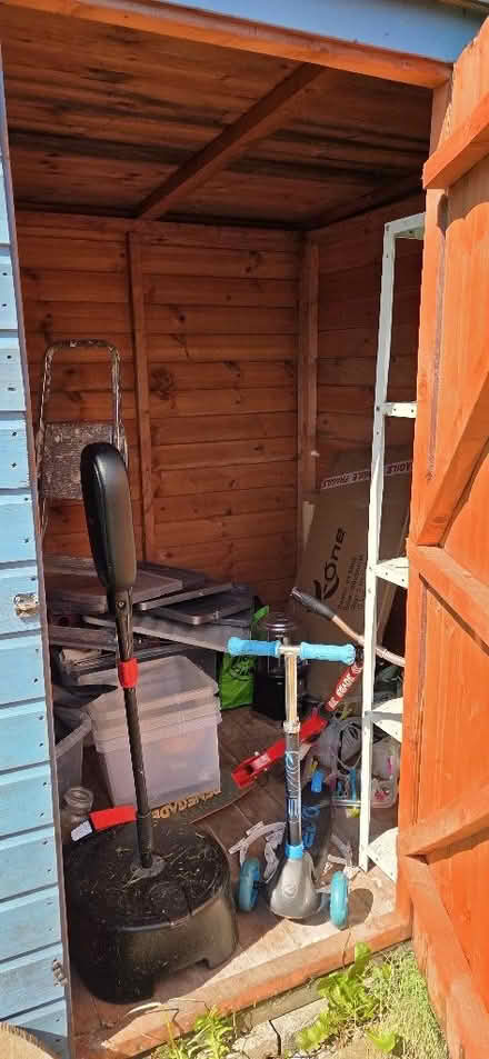 Photo of free a shed. Good condition (Huyton Quarry L36) #3